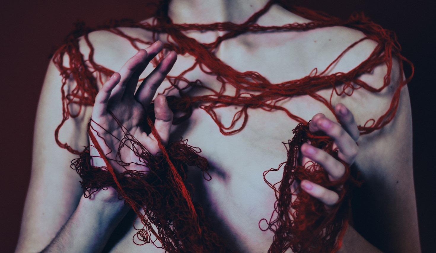 Как снизить стресс и тревожность у мигрантов